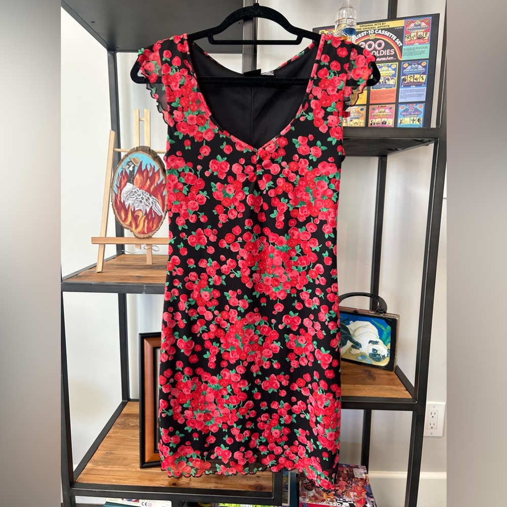 Like New Vintage Women’s Xhiliration Target Midi Floral Rose Black and Red Dress